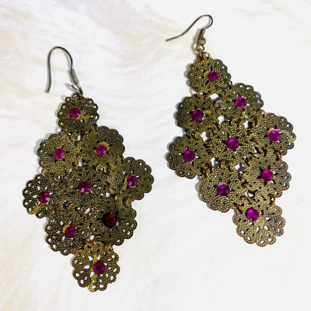 HP🌸 Linked bronze lacey articulate dangle Earrings fuchsia rhinestones